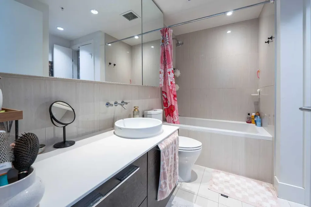 901 10 Avenue SW Calgary AB T2R 0B5