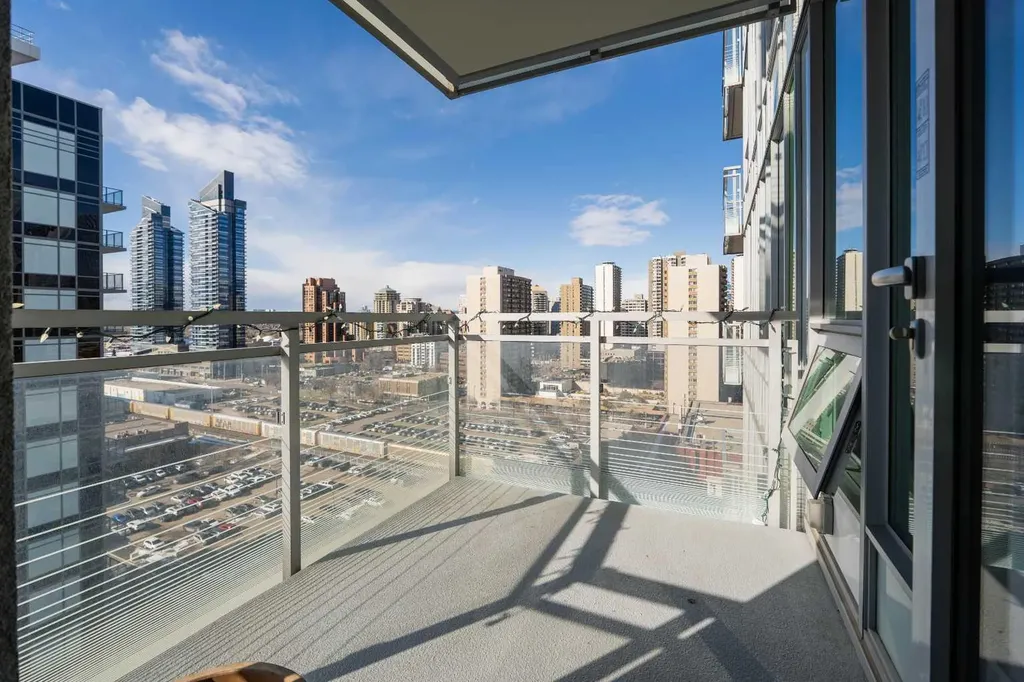 901 10 Avenue SW Calgary AB T2R 0B5