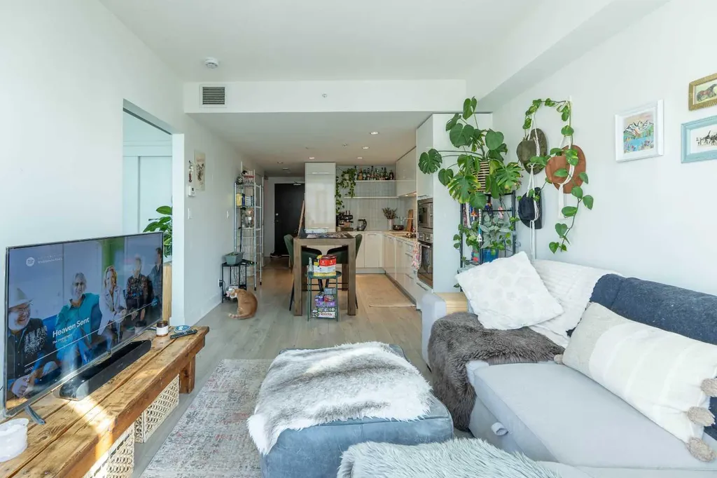 901 10 Avenue SW Calgary AB T2R 0B5