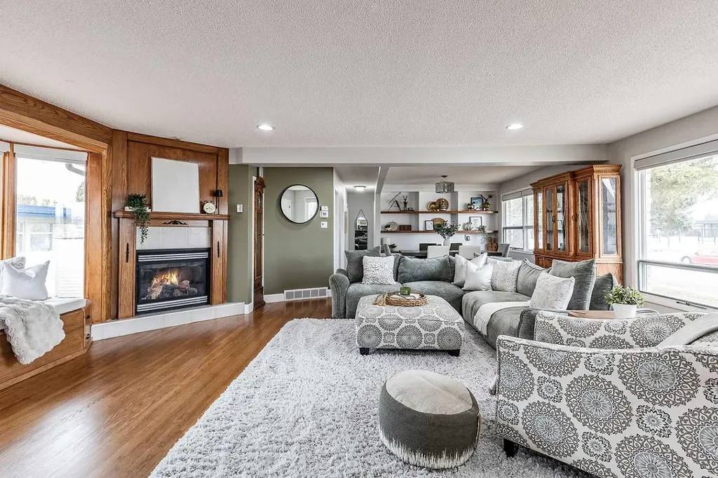 890 Hargrave Way NW Medicine Hat AB T1A 6Y9
