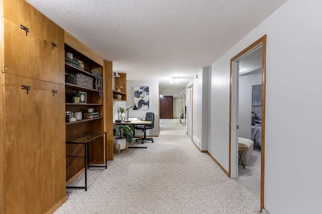 890 Hargrave Way NW Medicine Hat AB T1A 6Y9