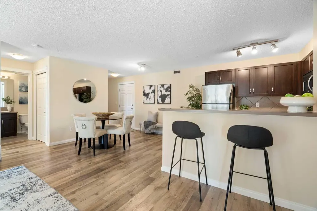 69 Country Village Manor NE Calgary AB T3K 0P1
