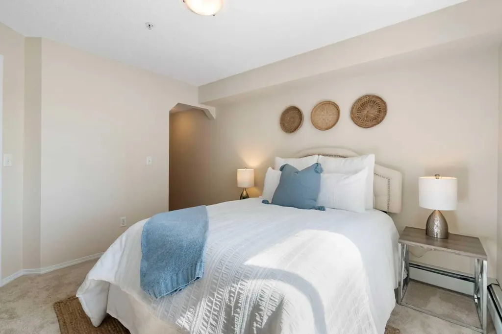 69 Country Village Manor NE Calgary AB T3K 0P1