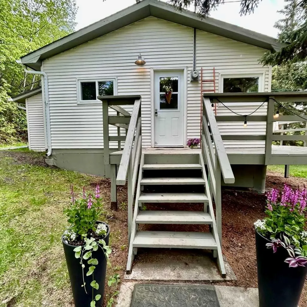 114 Red Wing Crescent Tillicum Beach AB T4V 2M9