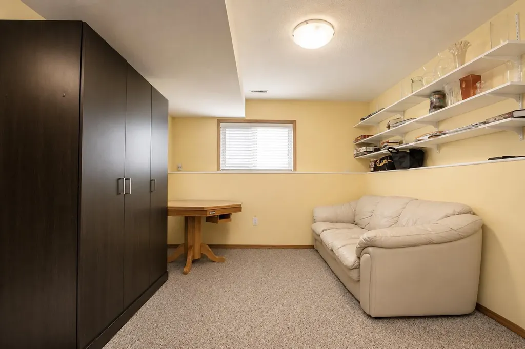 9110 107 Avenue Grande Prairie AB T8X 1H9