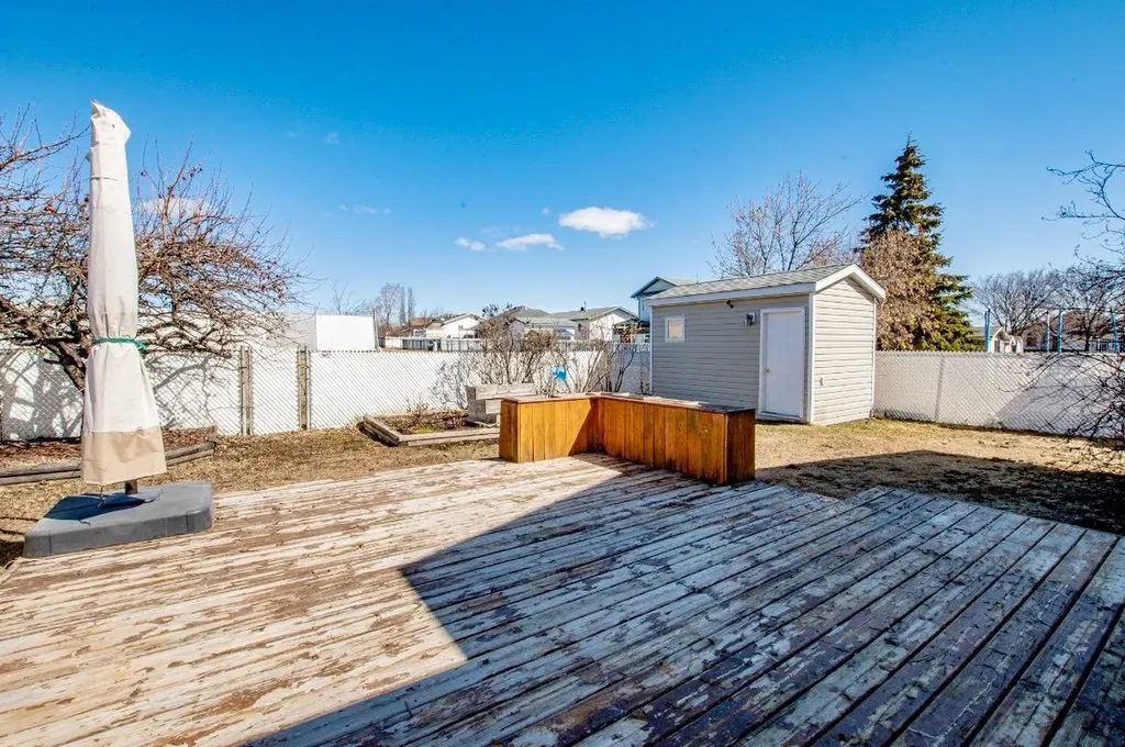 9110 107 Avenue Grande Prairie AB T8X 1H9