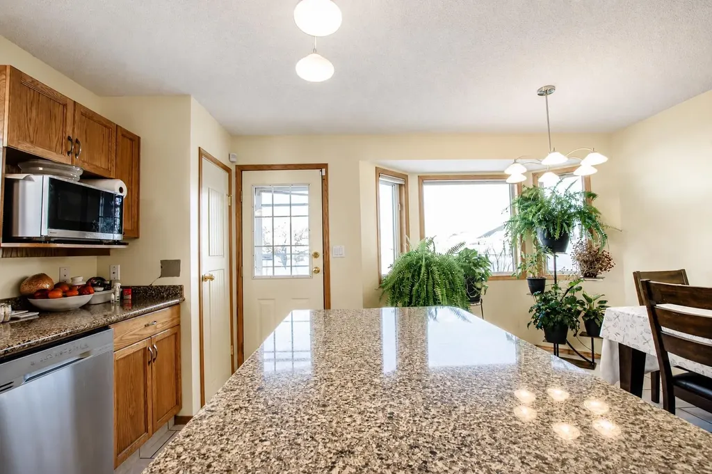 9110 107 Avenue Grande Prairie AB T8X 1H9