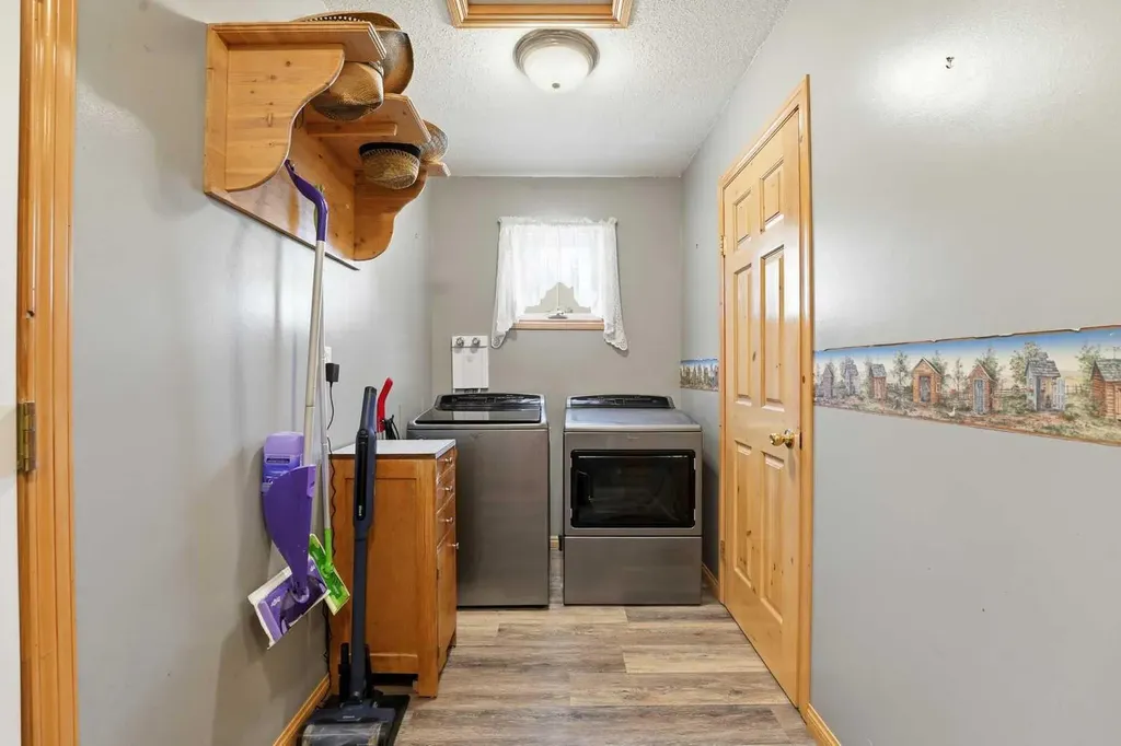 39527 Range Road 31 Rural Lacombe County AB T0M 0X0