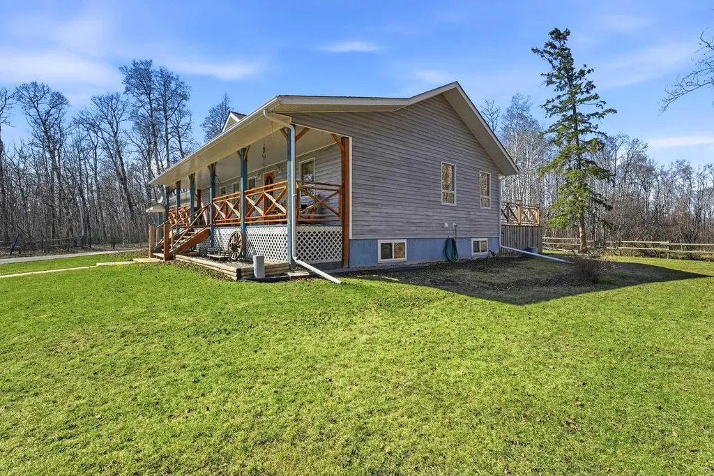 39527 Range Road 31 Rural Lacombe County AB T0M 0X0