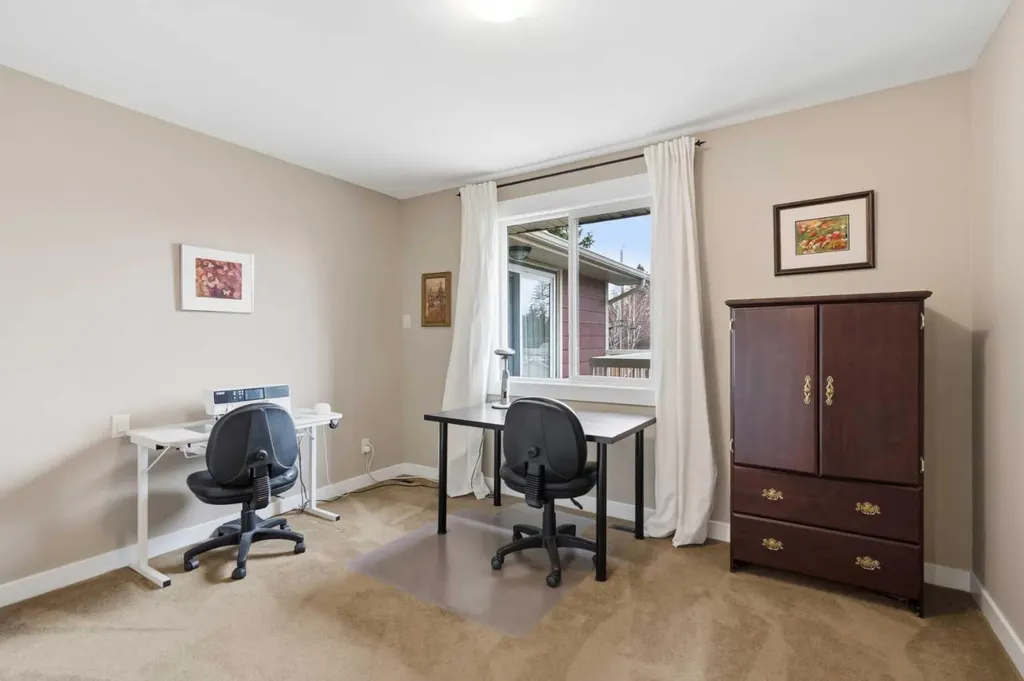3308 Lakeside Crescent SW Calgary AB T3E 6A6