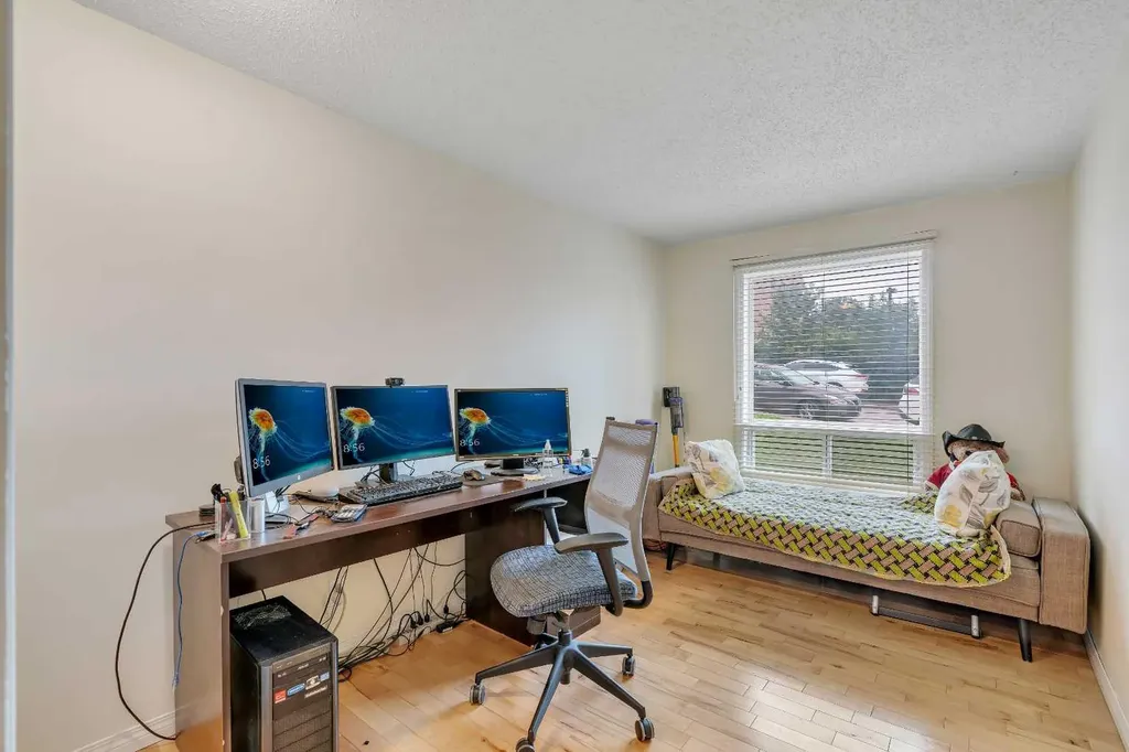 1919 17 Avenue SW Calgary AB T2T 0E9
