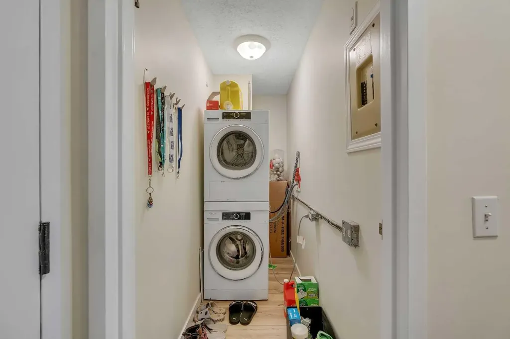 1919 17 Avenue SW Calgary AB T2T 0E9