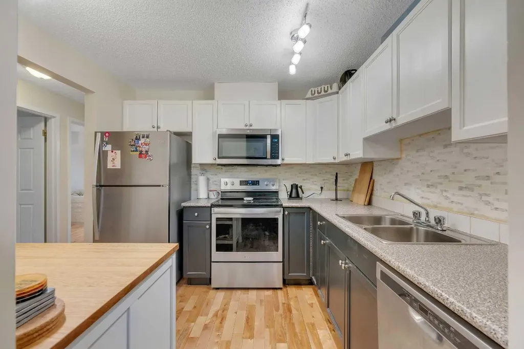 1919 17 Avenue SW Calgary AB T2T 0E9