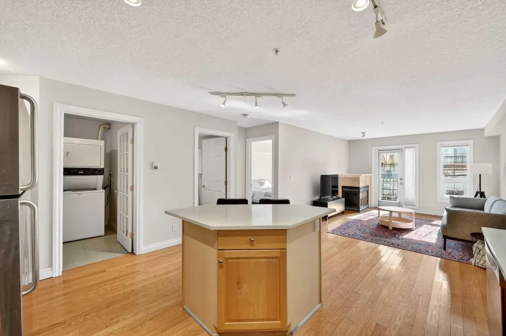 630 10 Street NW Calgary AB T2N 1W3