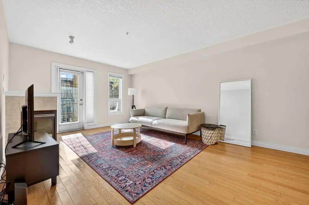 630 10 Street NW Calgary AB T2N 1W3