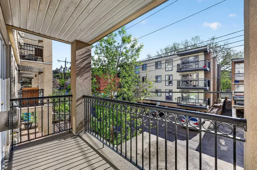 630 10 Street NW Calgary AB T2N 1W3