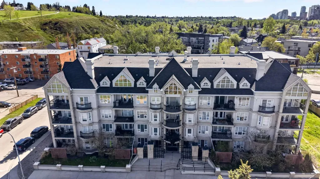 630 10 Street NW Calgary AB T2N 1W3