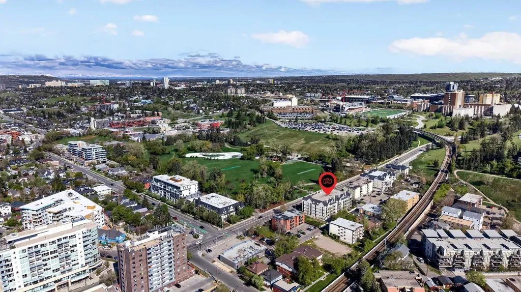 630 10 Street NW Calgary AB T2N 1W3