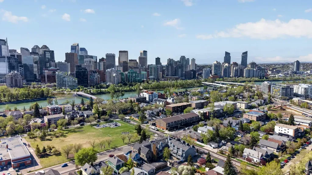 630 10 Street NW Calgary AB T2N 1W3