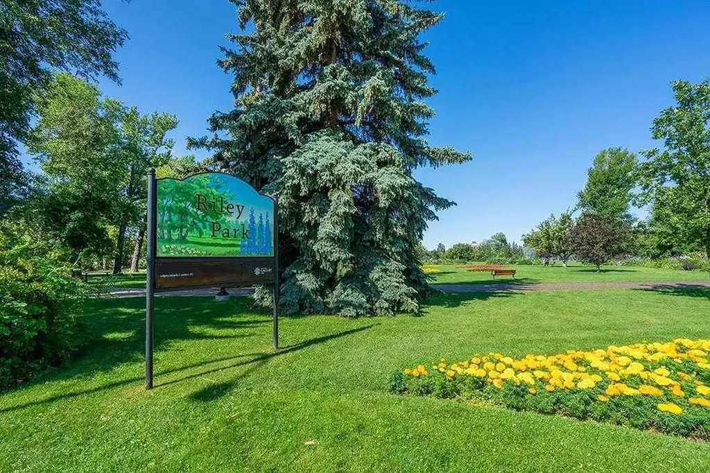 630 10 Street NW Calgary AB T2N 1W3