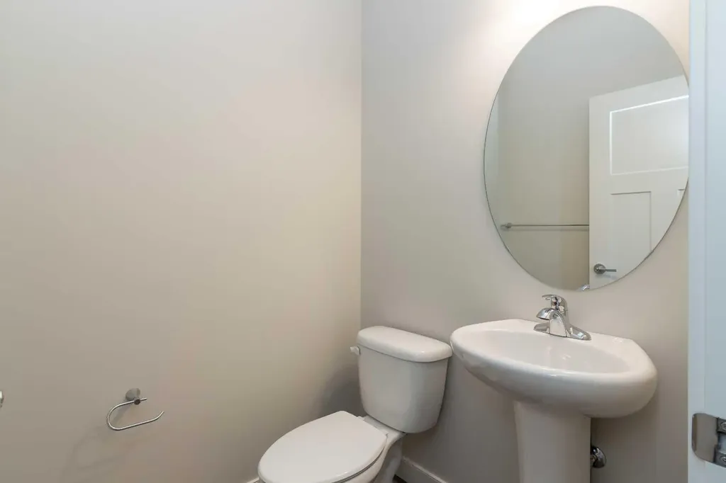 432 Rivercrest Road Cochrane AB T4C 3C6