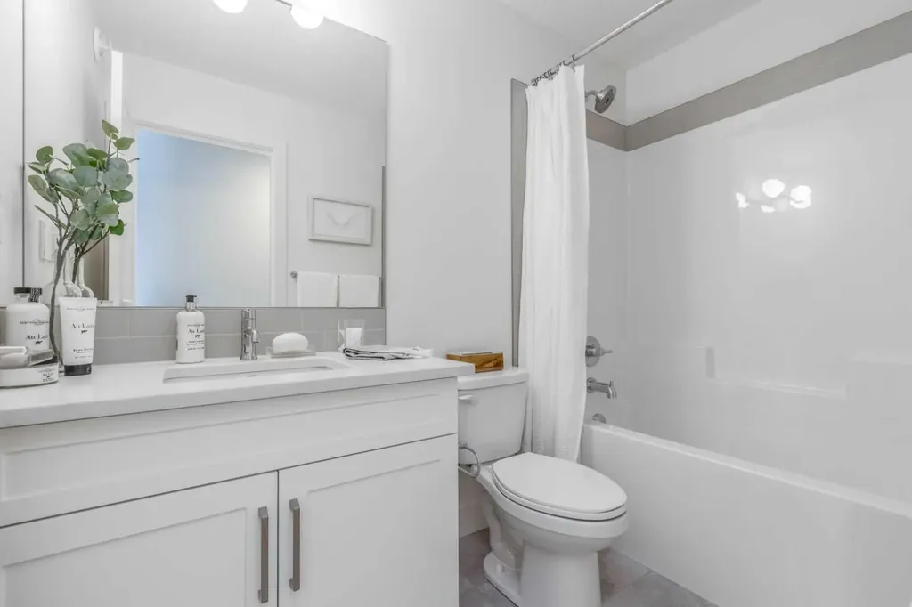 432 Rivercrest Road Cochrane AB T4C 3C6