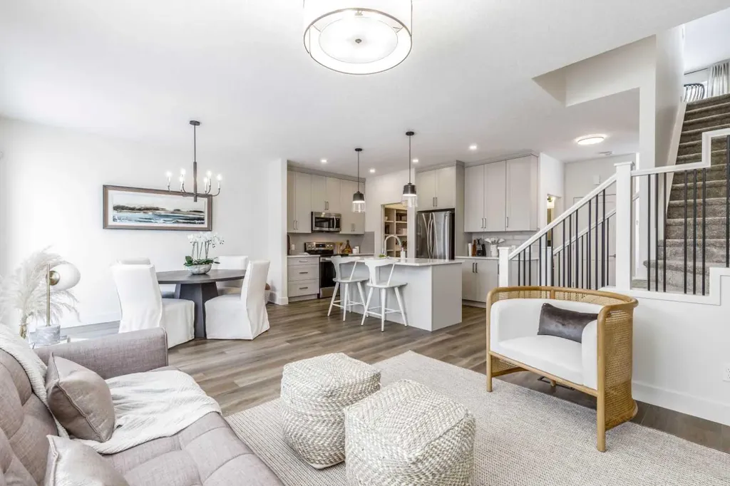 432 Rivercrest Road Cochrane AB T4C 3C6