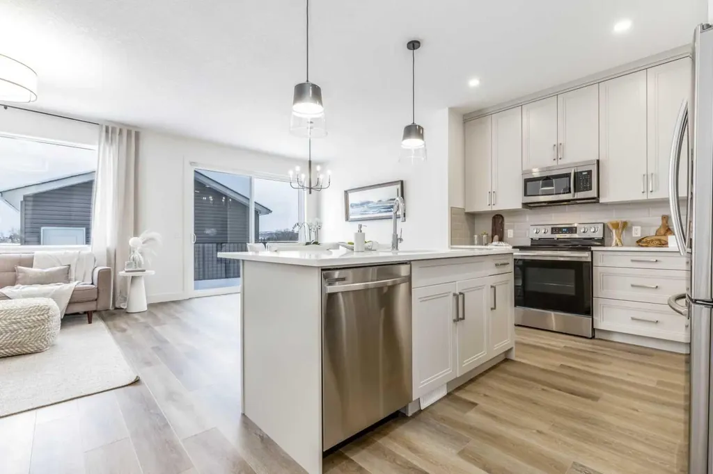432 Rivercrest Road Cochrane AB T4C 3C6