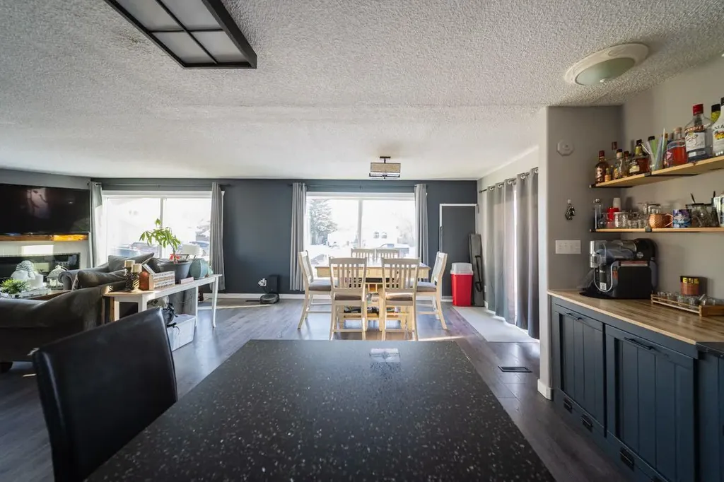 115 Christina Court Fort Mcmurray AB T9K 1H3