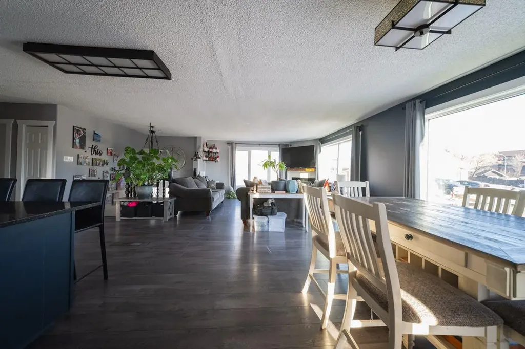 115 Christina Court Fort Mcmurray AB T9K 1H3