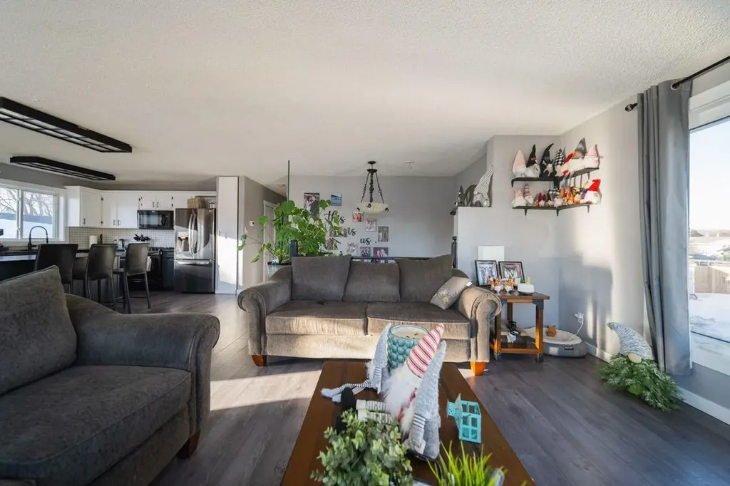 115 Christina Court Fort Mcmurray AB T9K 1H3