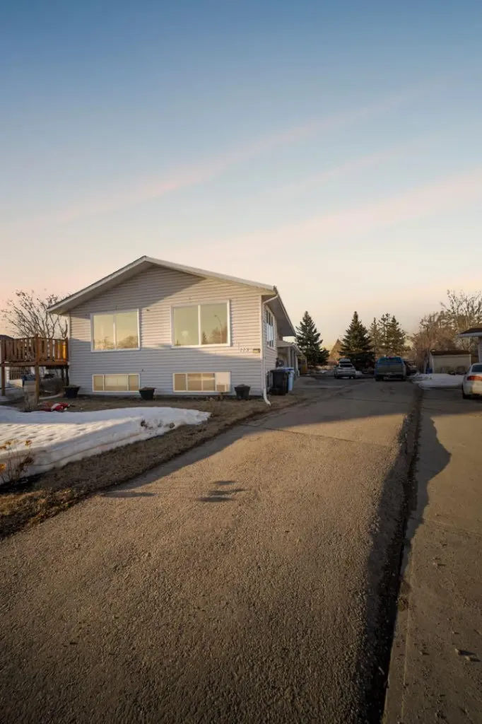 115 Christina Court Fort Mcmurray AB T9K 1H3