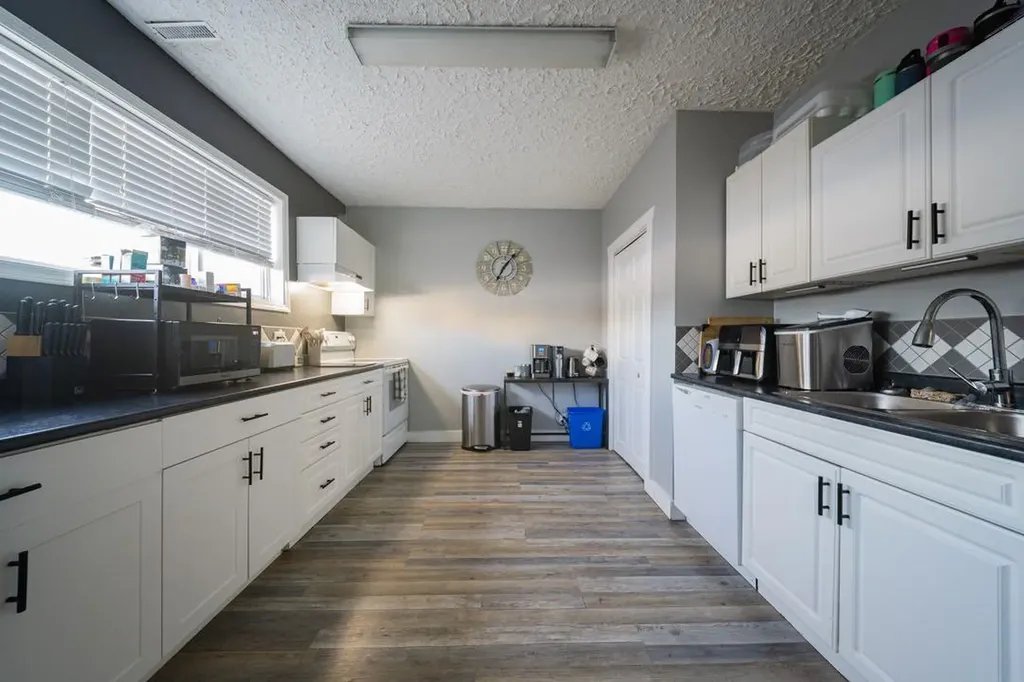 115 Christina Court Fort Mcmurray AB T9K 1H3
