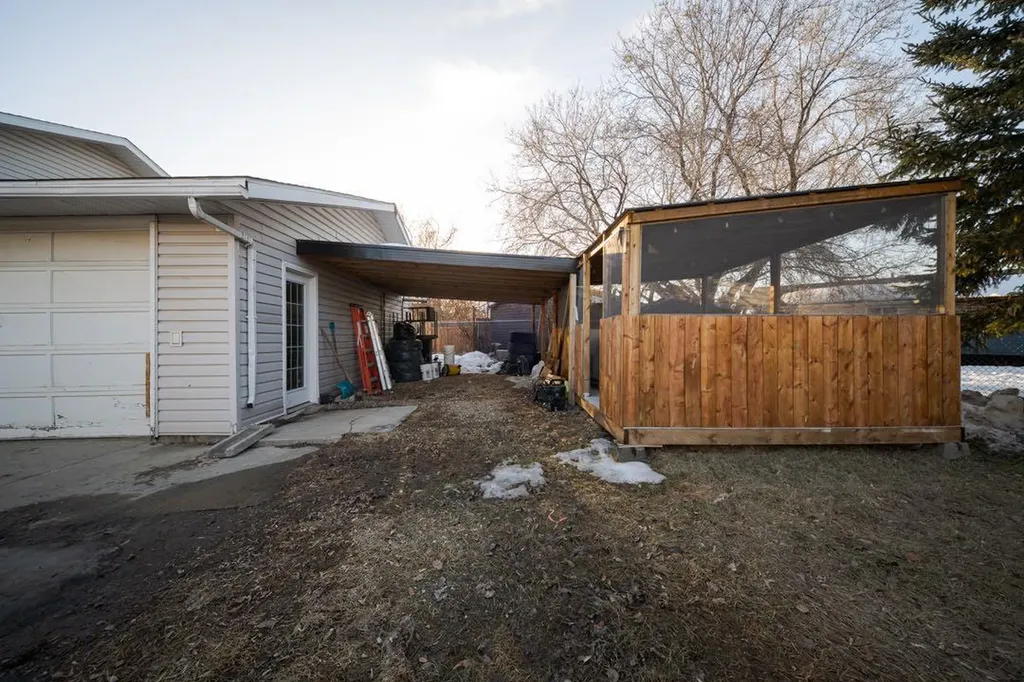 115 Christina Court Fort Mcmurray AB T9K 1H3