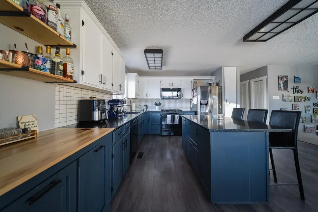115 Christina Court Fort Mcmurray AB T9K 1H3