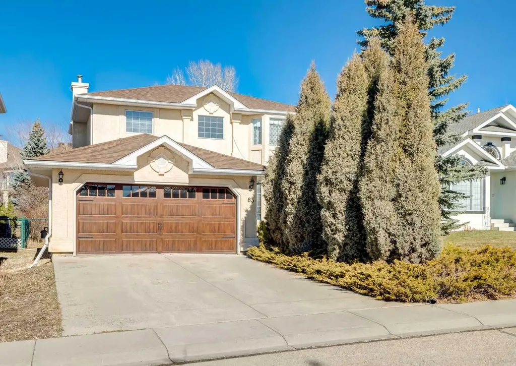 83 Gleneagles Close Cochrane AB T4C1N7