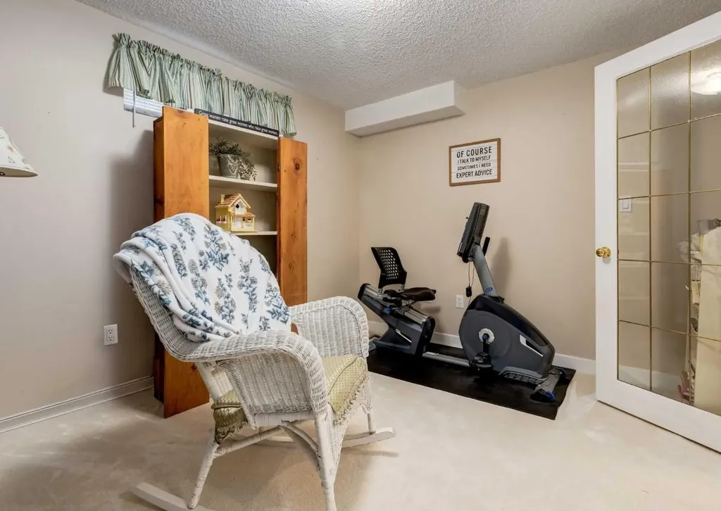 83 Gleneagles Close Cochrane AB T4C1N7