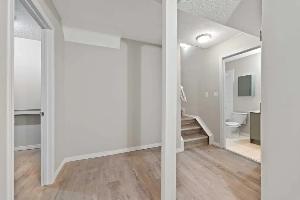 248 Taracove Road NE Calgary AB T3J 5A3