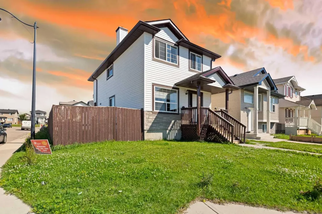 248 Taracove Road NE Calgary AB T3J 5A3