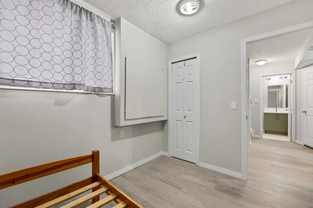 248 Taracove Road NE Calgary AB T3J 5A3