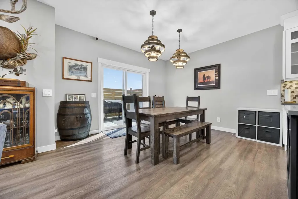 10 Bishop Circle Carstairs AB T0M 0N0