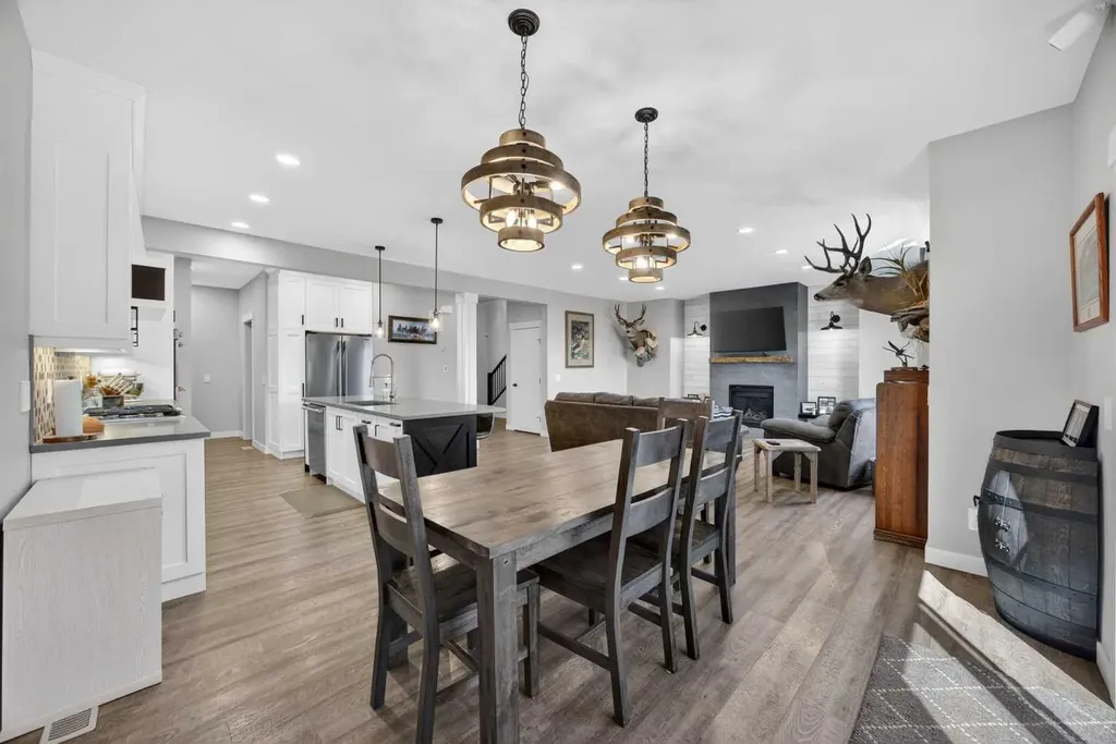 10 Bishop Circle Carstairs AB T0M 0N0