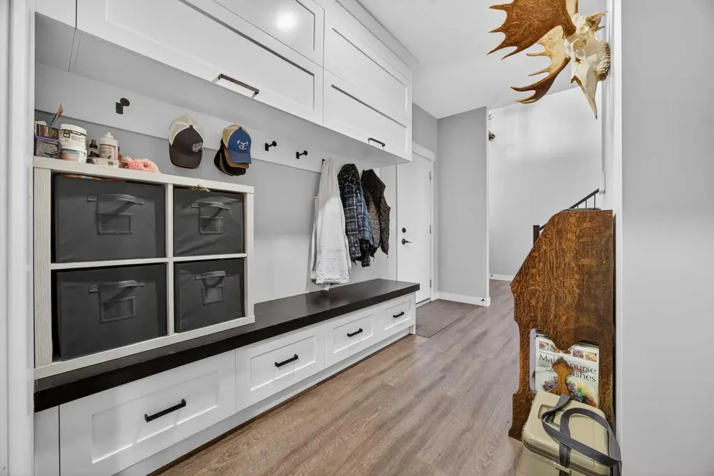 10 Bishop Circle Carstairs AB T0M 0N0