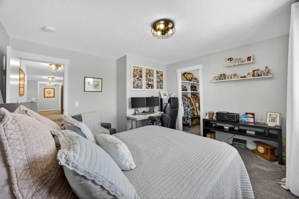 10 Bishop Circle Carstairs AB T0M 0N0
