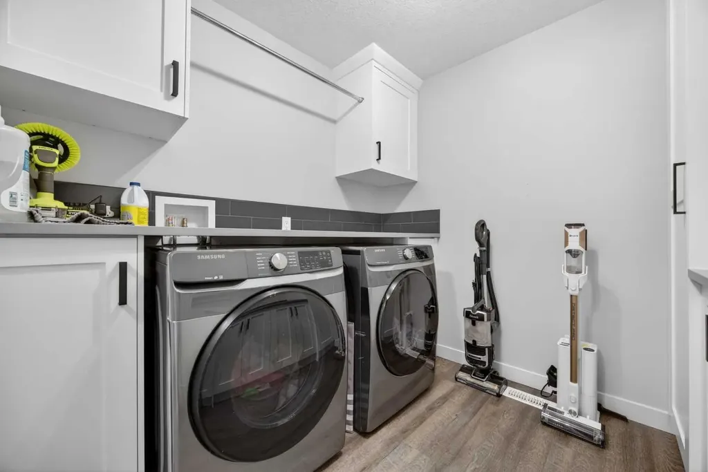 10 Bishop Circle Carstairs AB T0M 0N0
