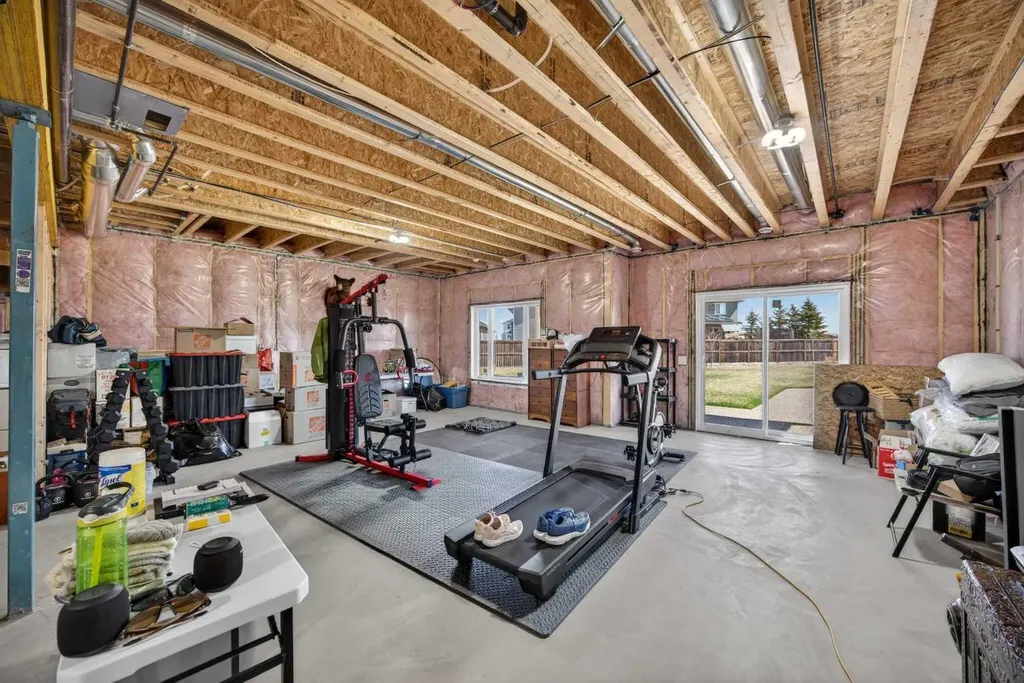 10 Bishop Circle Carstairs AB T0M 0N0
