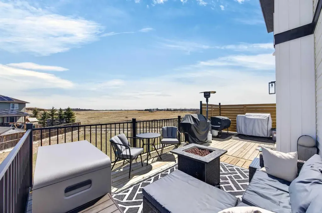 10 Bishop Circle Carstairs AB T0M 0N0