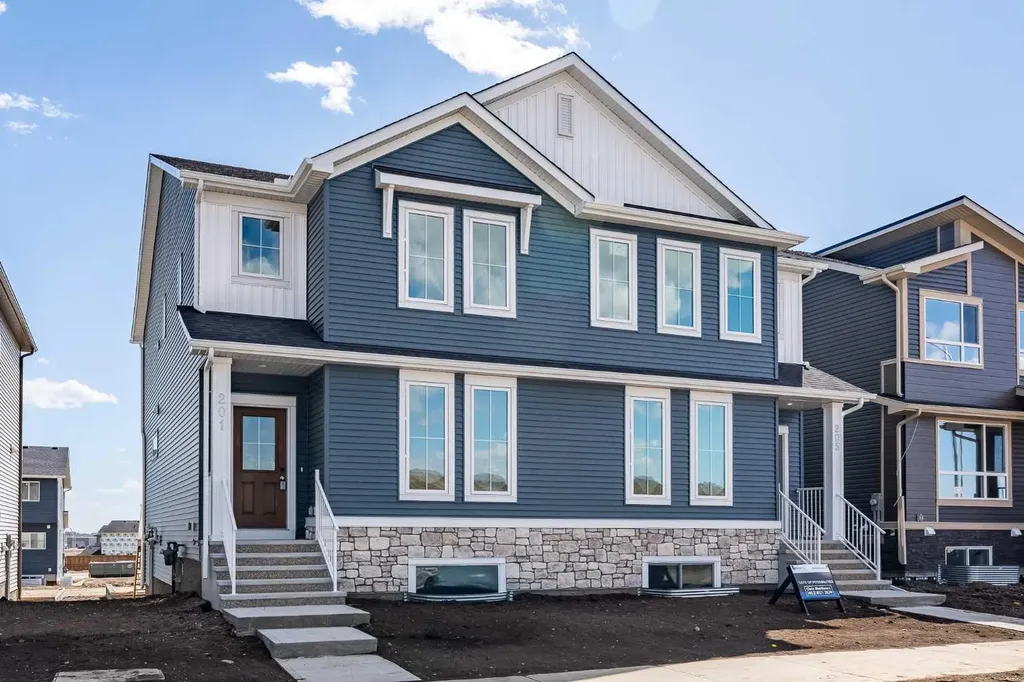 201 Bridgeport Gate Chestermere AB T1X 3E2
