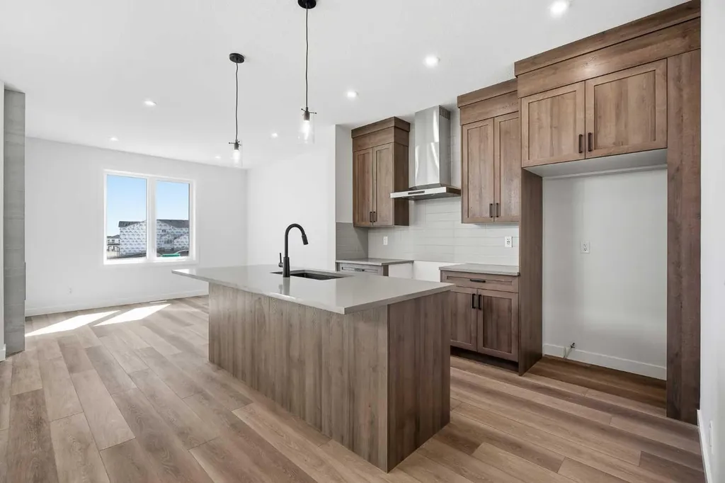 201 Bridgeport Gate Chestermere AB T1X 3E2