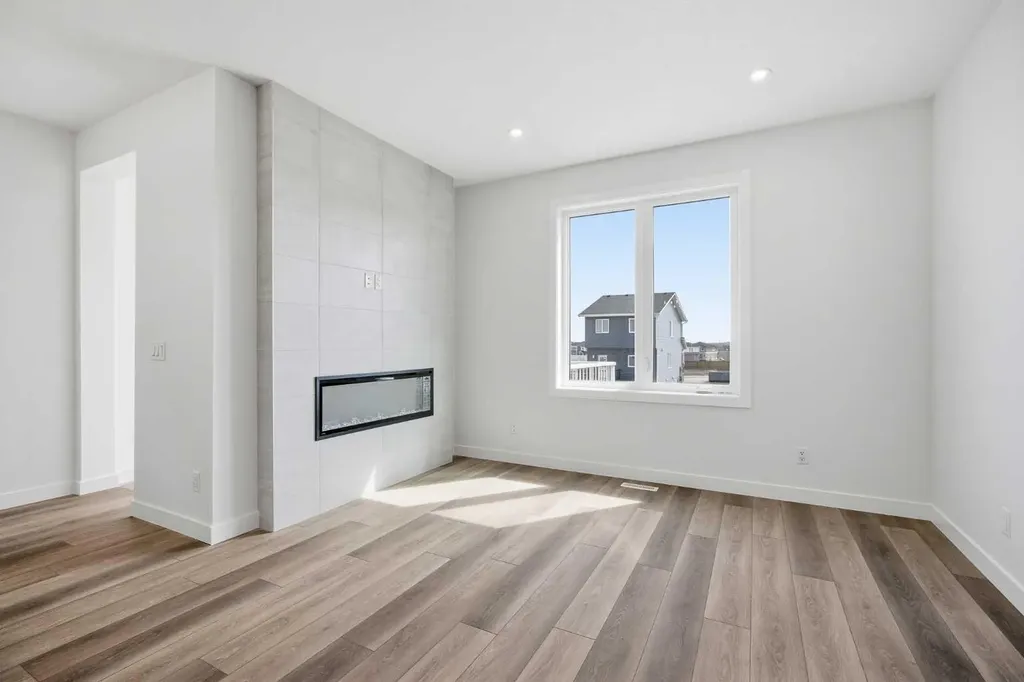 201 Bridgeport Gate Chestermere AB T1X 3E2